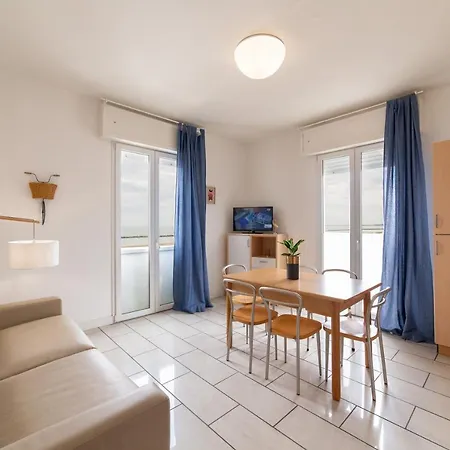 Aparthotel Sun 3*